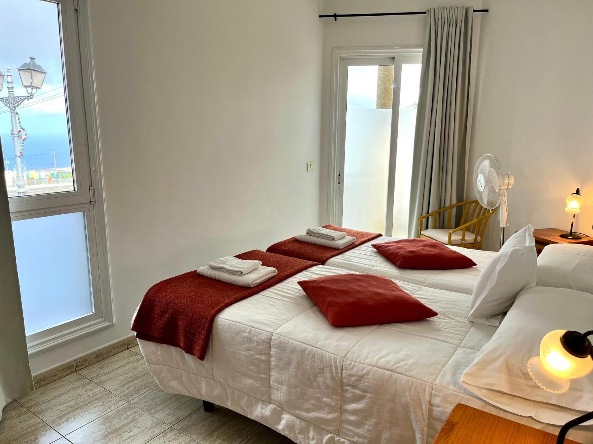 Apartamentos Edalmar Frontera Kültér fotó